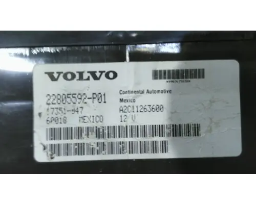 VOLVO VNL GAUGE CLUSTER