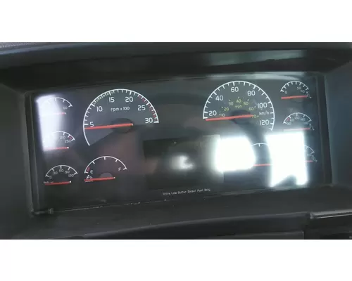 VOLVO VNL GAUGE CLUSTER
