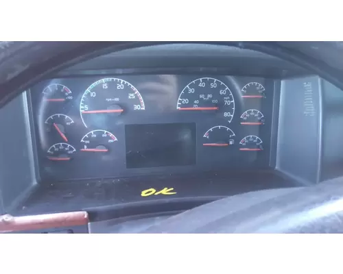 VOLVO VNL GAUGE CLUSTER