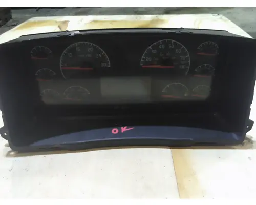 VOLVO VNL GAUGE CLUSTER