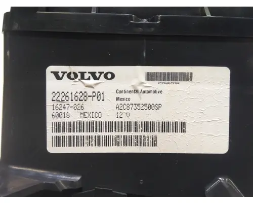 VOLVO VNL GAUGE CLUSTER