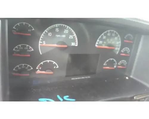 VOLVO VNL GAUGE CLUSTER