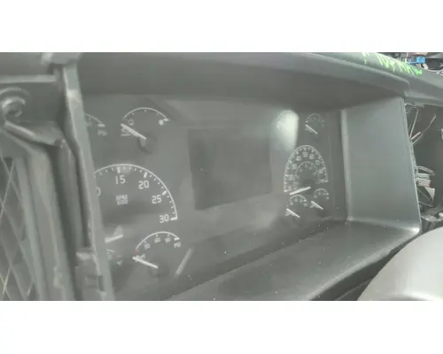 VOLVO VNL GAUGE CLUSTER