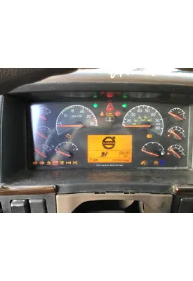 VOLVO VNL GAUGE CLUSTER