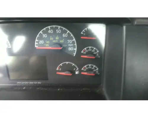 VOLVO VNL GAUGE CLUSTER