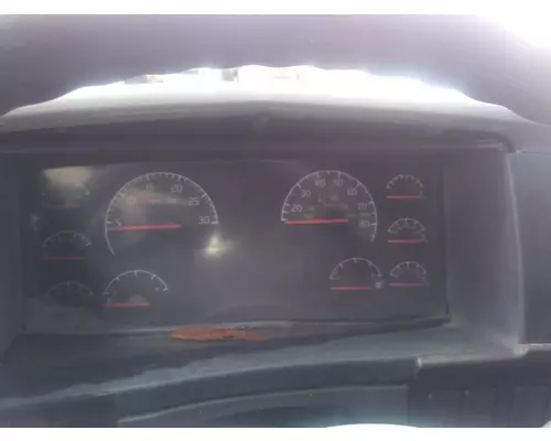 VOLVO VNL GAUGE CLUSTER