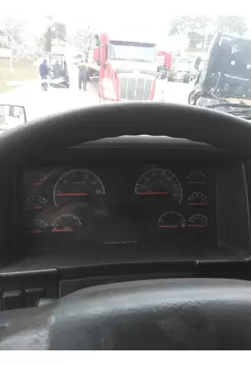 VOLVO VNL GAUGE CLUSTER