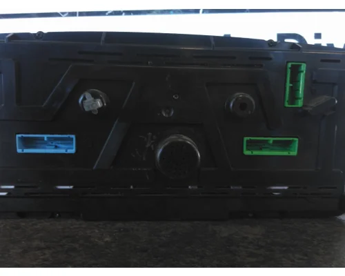 VOLVO VNL GAUGE CLUSTER