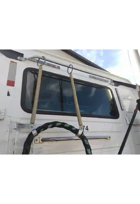 VOLVO VNL GLASS, BACK