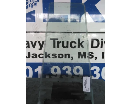VOLVO VNL GLASS, BACK