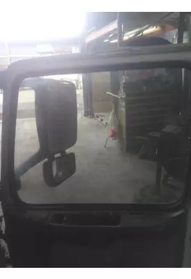 VOLVO VNL GLASS, DOOR, FRONT