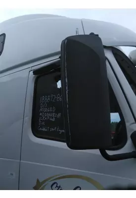 VOLVO VNL GLASS, DOOR, FRONT