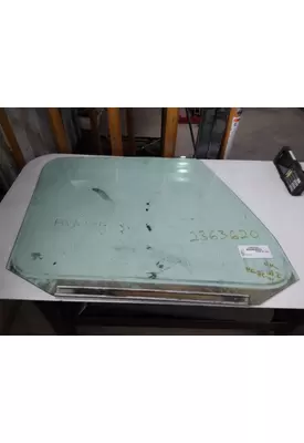 VOLVO VNL GLASS, DOOR, FRONT