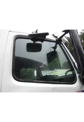 VOLVO VNL GLASS, DOOR, FRONT