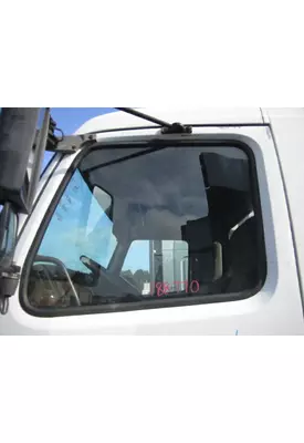 VOLVO VNL GLASS, DOOR, FRONT