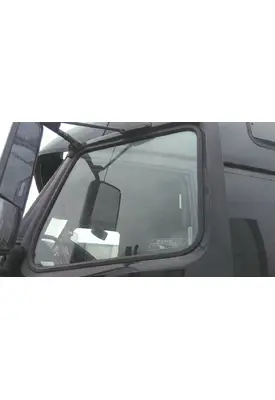 VOLVO VNL GLASS, DOOR, FRONT