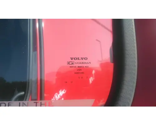 VOLVO VNL GLASS, DOOR, FRONT
