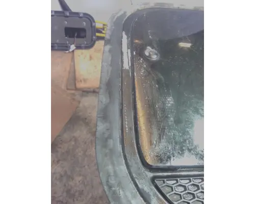 VOLVO VNL GLASS, SLEEPER