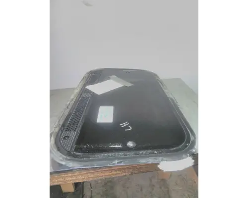 VOLVO VNL GLASS, SLEEPER