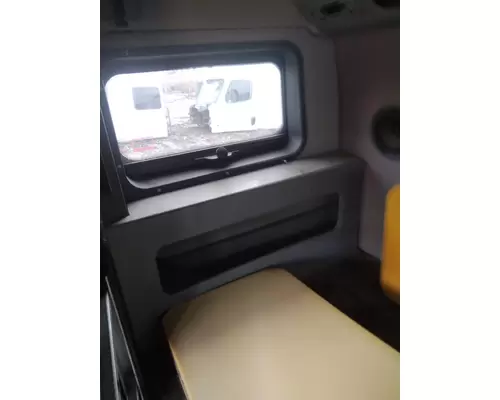 VOLVO VNL GLASS, SLEEPER