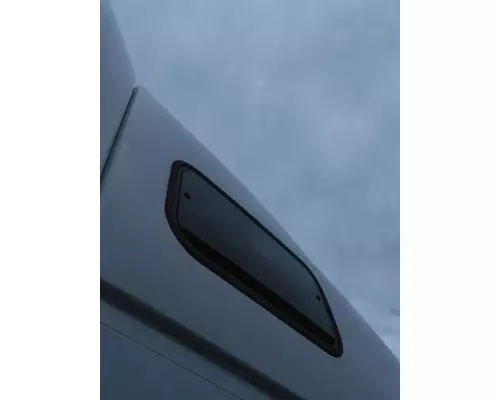 VOLVO VNL GLASS, SLEEPER