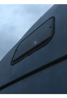 VOLVO VNL GLASS, SLEEPER