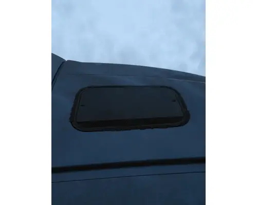 VOLVO VNL GLASS, SLEEPER
