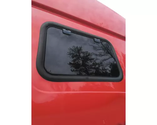 VOLVO VNL GLASS, SLEEPER