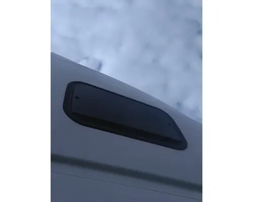 VOLVO VNL GLASS, SLEEPER
