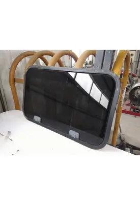 VOLVO VNL GLASS, SLEEPER