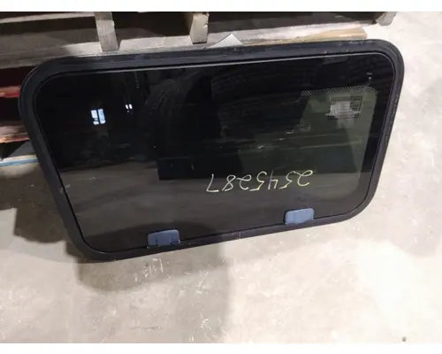 VOLVO VNL GLASS, SLEEPER