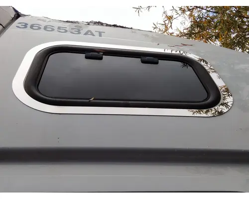 VOLVO VNL GLASS, SLEEPER