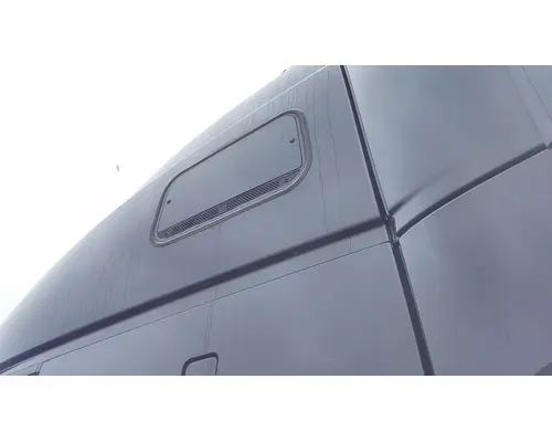 VOLVO VNL GLASS, SLEEPER