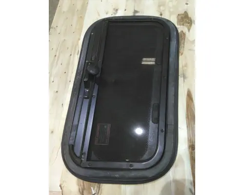 VOLVO VNL GLASS, SLEEPER