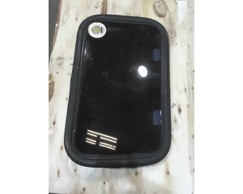 VOLVO VNL GLASS, SLEEPER