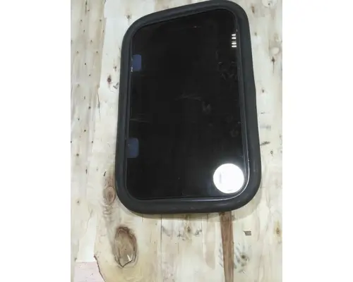 VOLVO VNL GLASS, SLEEPER