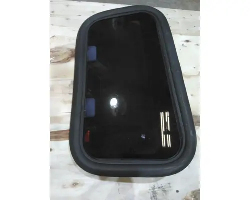 VOLVO VNL GLASS, SLEEPER