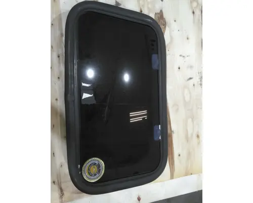 VOLVO VNL GLASS, SLEEPER