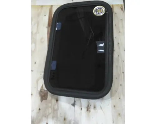 VOLVO VNL GLASS, SLEEPER