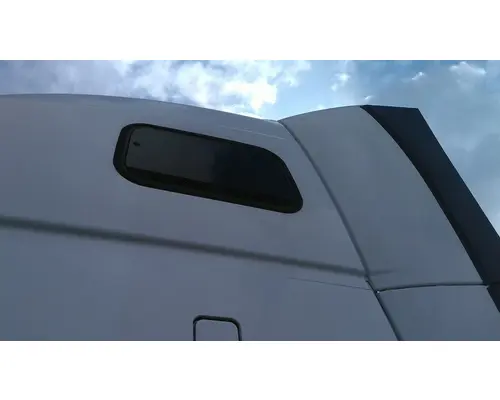 VOLVO VNL GLASS, SLEEPER