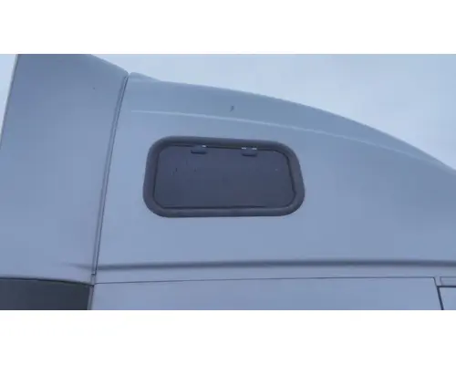 VOLVO VNL GLASS, SLEEPER