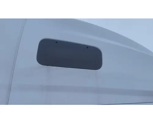 VOLVO VNL GLASS, SLEEPER