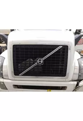 VOLVO VNL GRILLE