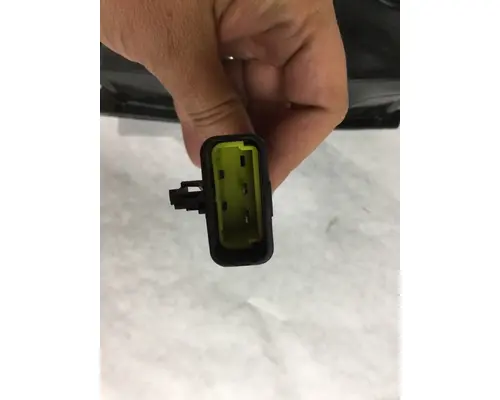 VOLVO VNL HEADLAMP - FOG