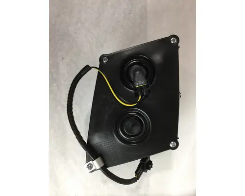 VOLVO VNL HEADLAMP - FOG