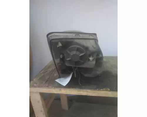 VOLVO VNL HEADLAMP ASSEMBLY