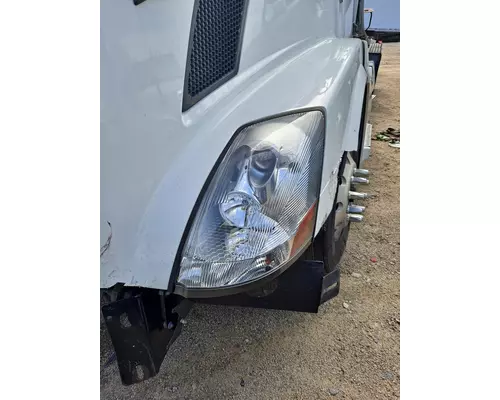 VOLVO VNL HEADLAMP ASSEMBLY