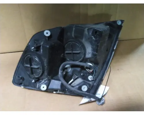 VOLVO VNL HEADLAMP ASSEMBLY