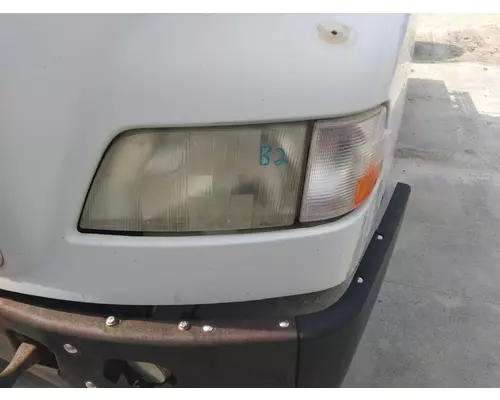 VOLVO VNL HEADLAMP ASSEMBLY