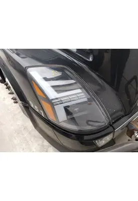 VOLVO VNL HEADLAMP ASSEMBLY